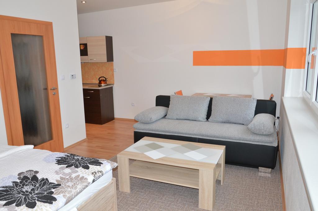 Studio 37 Trebon Quarto foto